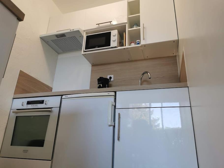 Appartement Acces Direct A La Plage Bernières-sur-Mer Esterno foto